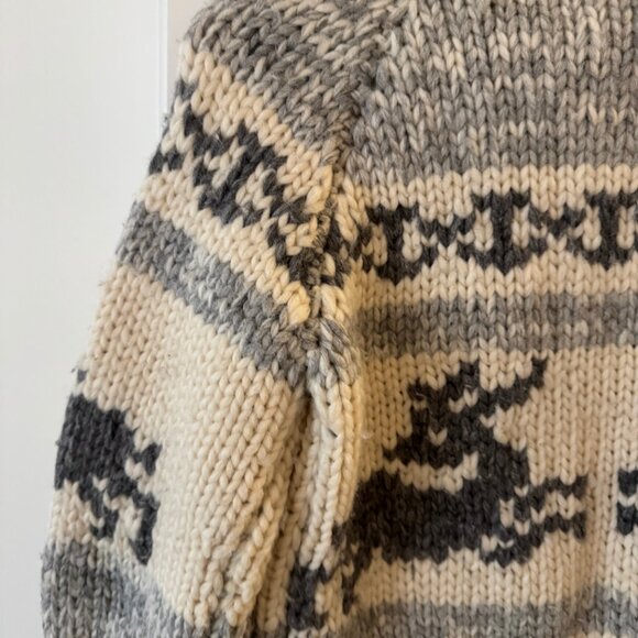 VINTAGE SUPER CHUNKY ZIP UP "COWICHAN" SWEATER SIZE XS KNIT - Picture 7 of 10